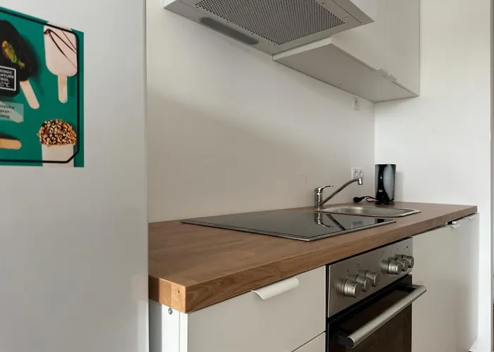 Brand New With Balcony & Free Parking *