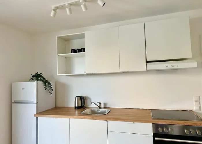 Apartamento Brand New With Balcony & Free Parking *