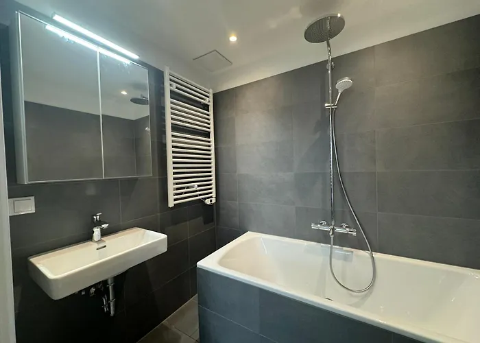Apartamento Brand New With Balcony & Free Parking
