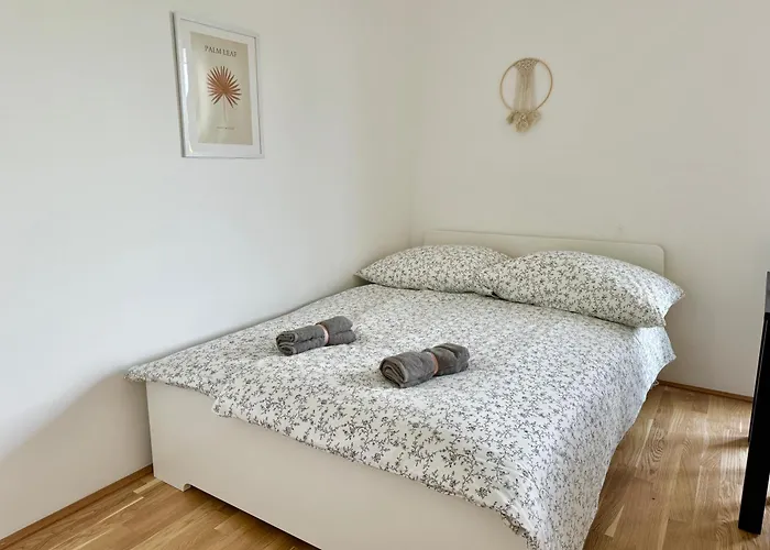 Appartement Brand New With Balcony & Free Parking Vienne