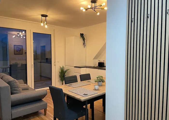 Brand New With Balcony & Free Parking Apartamento