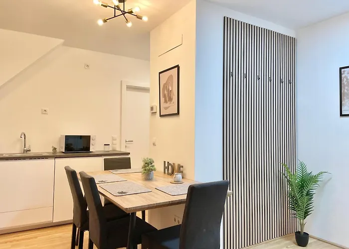 Appartement Brand New With Balcony & Free Parking *