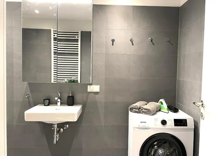 Brand New With Balcony & Free Parking Apartamento Viena
