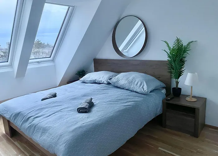 Apartamento Brand New With Balcony & Free Parking *